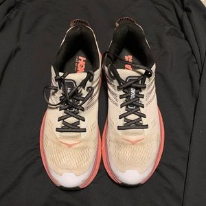 Hoka One One Clifton 6